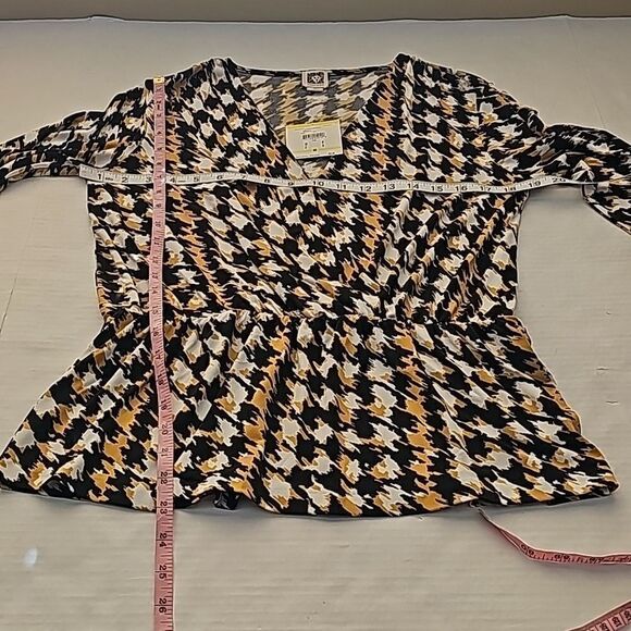 Anne Klein pullover knit top with elastic waist size medium - Picture 7 of 9